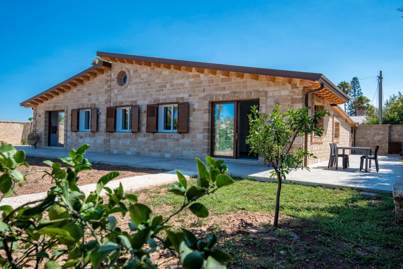 Villa Del Papiro Charme Apartments Avola Esterno foto