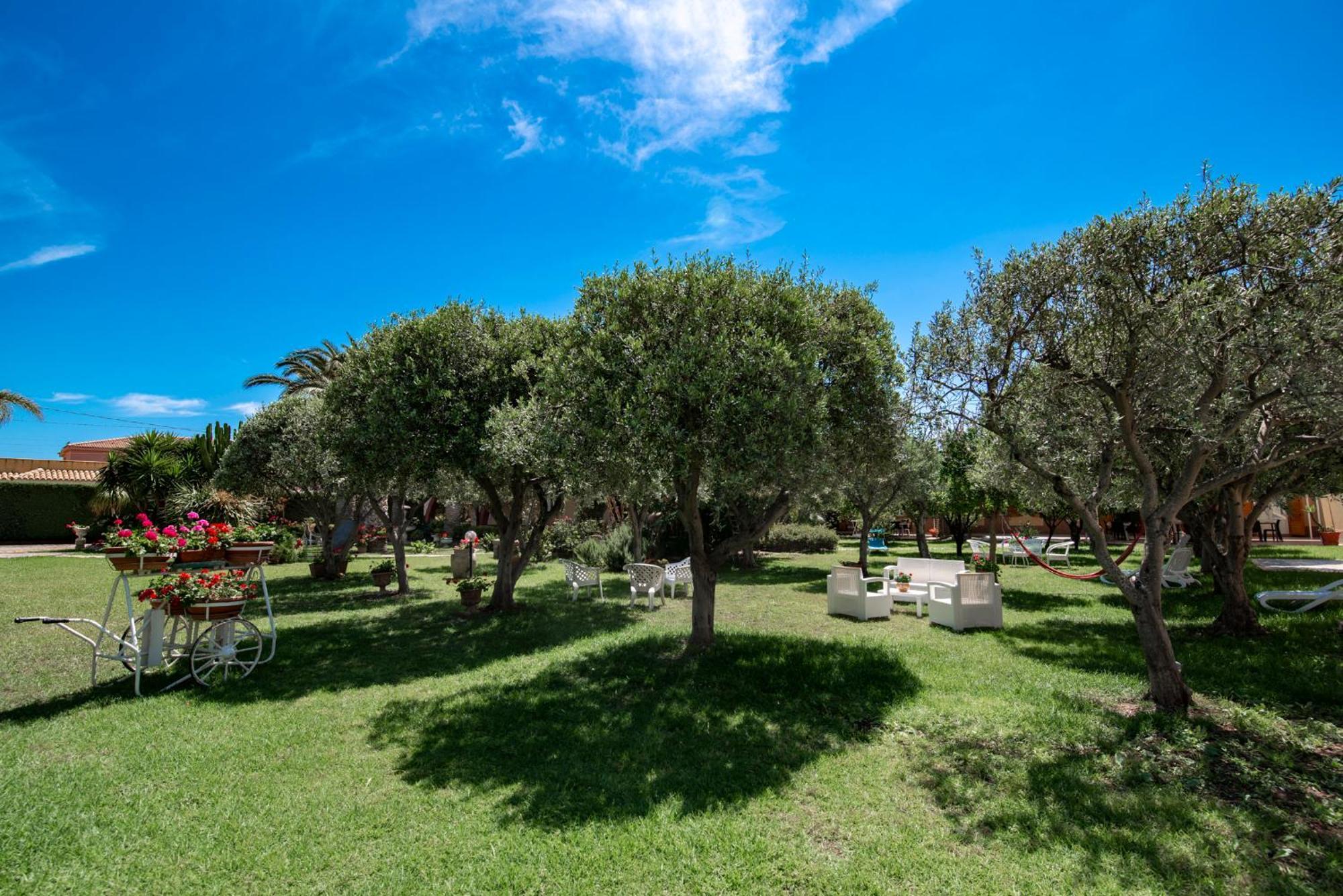 Villa Del Papiro Charme Apartments Avola Esterno foto