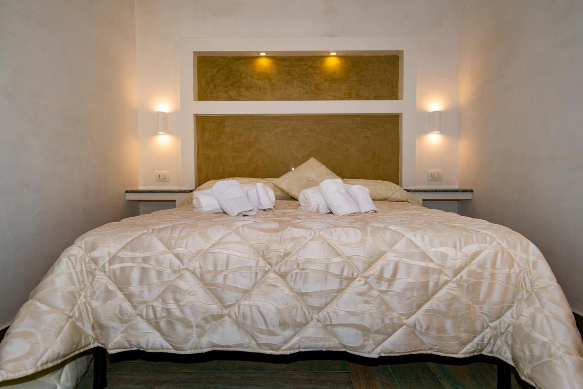 Villa Del Papiro Charme Apartments Avola Esterno foto